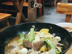 -万记麻辣烫国展总店