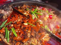 -鸣记脆皮烤鱼·海鲜烤鱼(三八广场店)