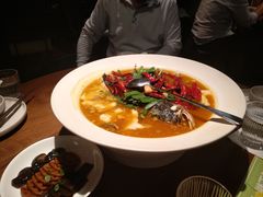 山茶油丹江大鱼头-清水亭湖北菜(大屯DT51店)