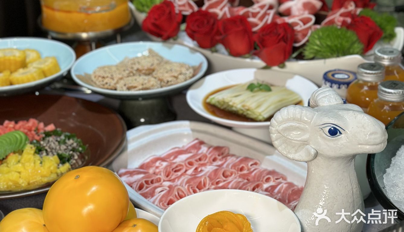 这样做的内蒙黄番茄火锅，真的泰泰泰香了！🤤🌟