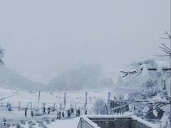 -Hopo Snow 城市滑雪空间(来福士广场购物中心店)