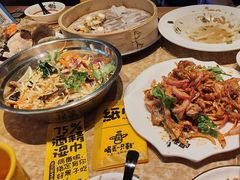 -喝丢一只鞋海鲜烧烤·海肠捞饭(东关街店)
