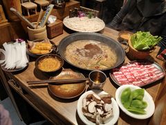 -巴卤社老火锅(财富店)