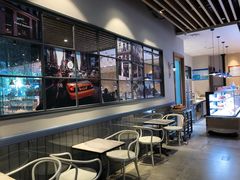 -巴黎贝甜(大宁国际商业广场店)