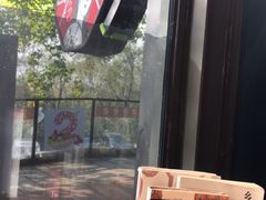-茶颜悦色(岳麓山顶店)
