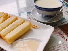 炸牛奶-周大娘牛乳(旧寨古村总店)