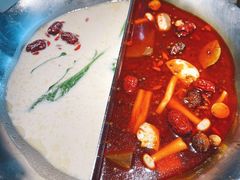 台式麻辣锅-湊湊火锅·茶憩(杭州湖滨银泰in77店)