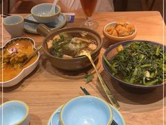-马来西亚肉骨茶汤·招牌螃蟹·烧鸡·呷喱吧吧(海上世界店)