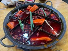 -正南齊北重庆老火锅(光华村直营店)