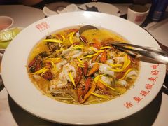 老坛酸菜鱼鲈鱼-新辣宴·湖南家常菜·商务聚餐(中粮创芯店)