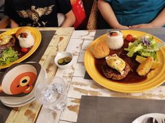 汉堡牛排-Cafe Alice咖啡爱丽丝(奥城店)