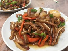 -蓝精灵饺子店