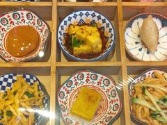 -阿瓦山寨·湘菜现炒·剁椒鱼头王(咸阳总店)