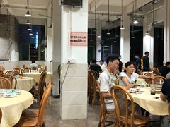 大堂-标记美食新鲜猪杂(兴南大道店)