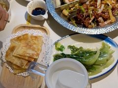 -小鱼小牛·鱼牛干锅·脆鱼火锅(世欧广场店)