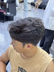 -藤野造型专业烫染接发