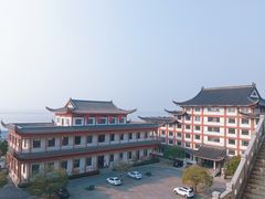 -巴陵广场