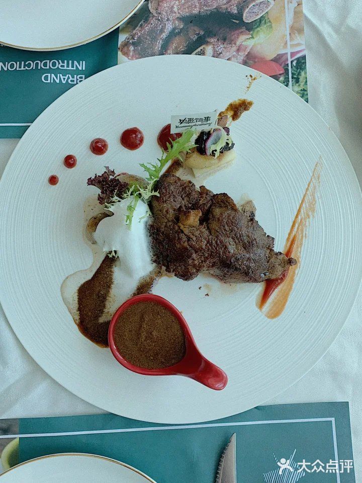 央觅往事西餐，味蕾狂欢大爆炸！💥