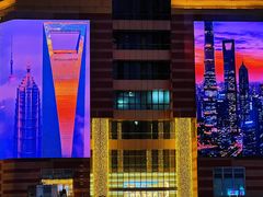 -陆家嘴空中步行连廊