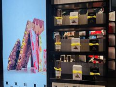 -Laderach 莱德拉(上海环贸iapm店)