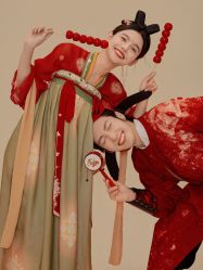 点击看大图 -至臻微拉婚纱摄影