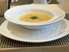 -亮马河饭店翠雅咖啡厅