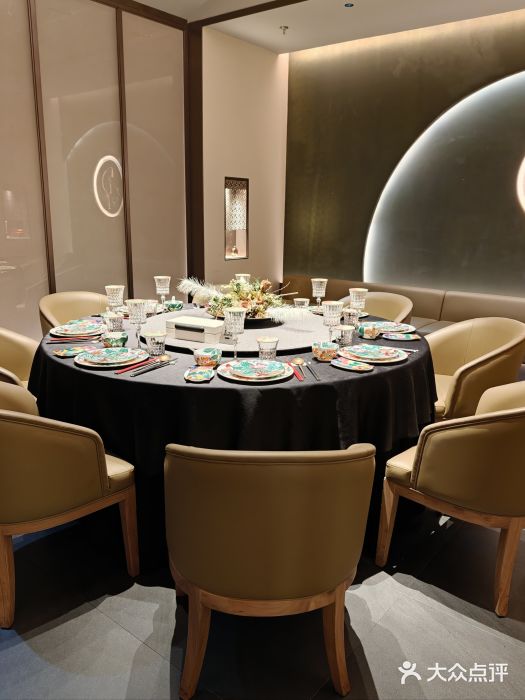 桂满陇·海市蜃楼·黑金(国金店)图片