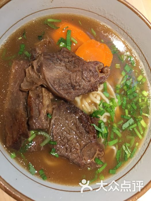大块牛肉面