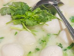 豌豆苗鱼丸汤-南山翁新概念川菜(江宁万达广场店)
