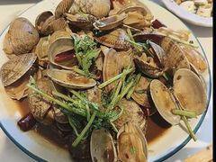 -嗨辣小聚·盘锦河蟹·海鲜烧烤龙虾(盘锦十年好店)