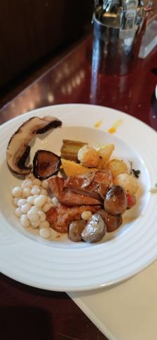 台湾人道素菜自助餐-"第一次尝试全素自助餐,早早就预定了座位,.