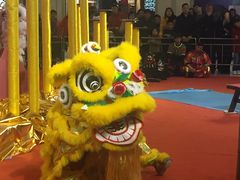 -梅龙镇广场