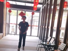 -煲王粤菜餐厅(中侨中心店)
