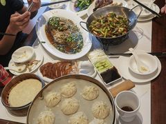 -梅利汴京烤鸭•开封豫菜地标店(东大街店)