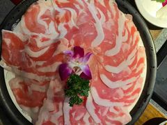 -老牌坊云南鱼豆花火锅(哈西万达店)