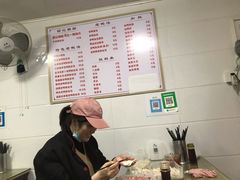 -胡记锅贴·沪上游子老鸭粉丝汤(太原路店)