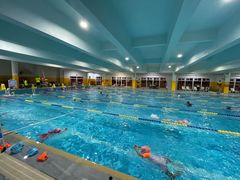 -极动室内恒温游泳馆