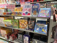 -潮品挚尚(五角场苏宁易购店)