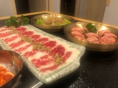 -臻牛烤肉
