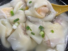 咸蛋黄馄饨-食惠里小笼包面馆(越秀店)