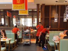 -阿瓦山寨·湘菜现炒·剁椒鱼头王(咸阳总店)