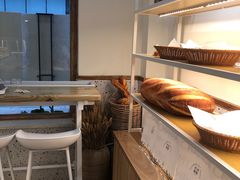 面包甜点陈列柜-前进麦味·天然烘焙(凯德1818店)