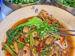 -方铲铲·成都板凳面(滨江银泰店)