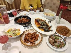 -万龙洲海鲜(大兴绿地缤纷城店)