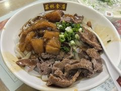 牛肉第一刀肉双拼捞河粉-荔林食店(西华路店)