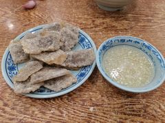 老北京炸灌肠-门框胡同百年卤煮(新街口店)