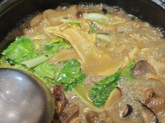-菌之家·专业纯野生菌火锅·特色炒菌