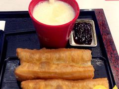 鲜热豆浆-永和大王(小厨·东四十条店)