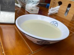 -李与白包子铺(桐梓林店)