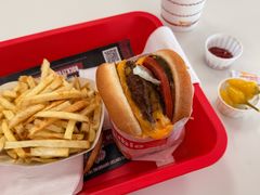 -In-N-Out Burger(LAX)